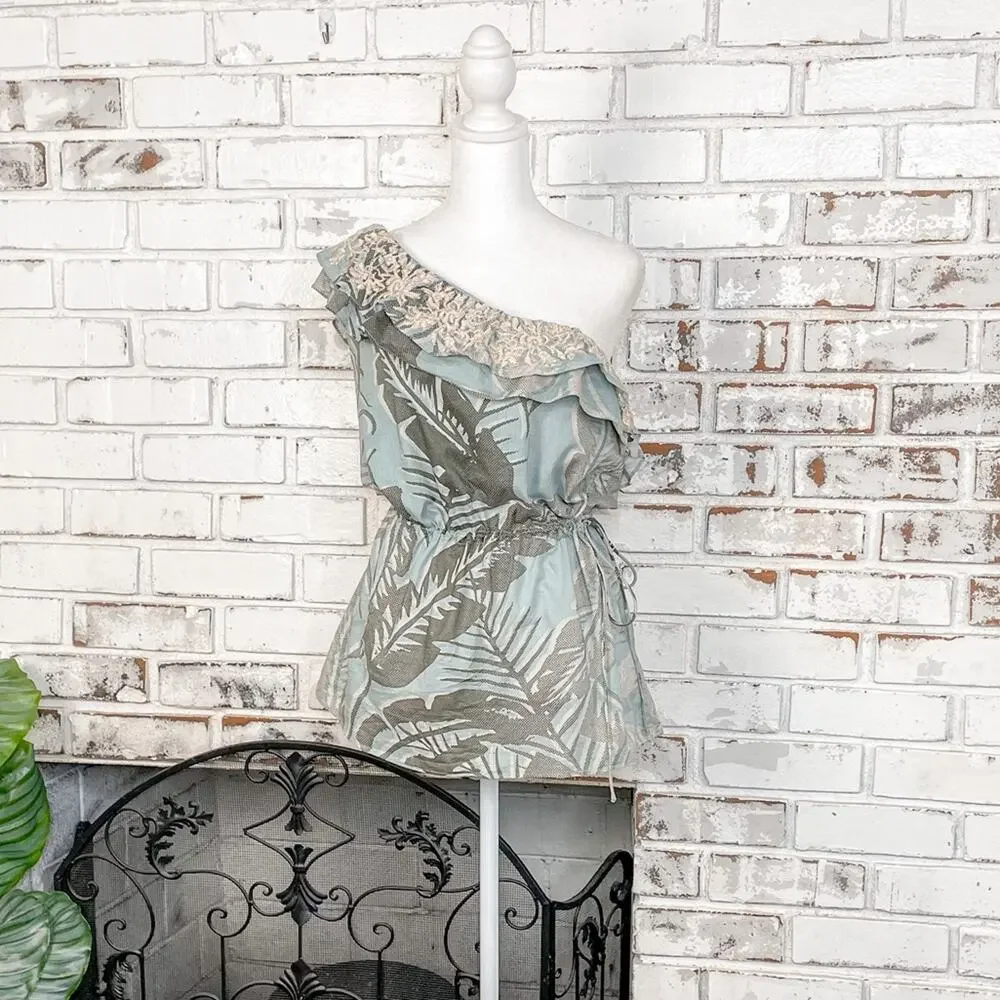Banana Republic One Shoulder Floral Embroidered Ruffle Cotton Top size Small